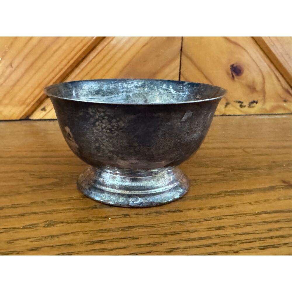 Vintage Silverplate Pedestal Bowl Small Footed Nut Dish Open Salt 3.5”